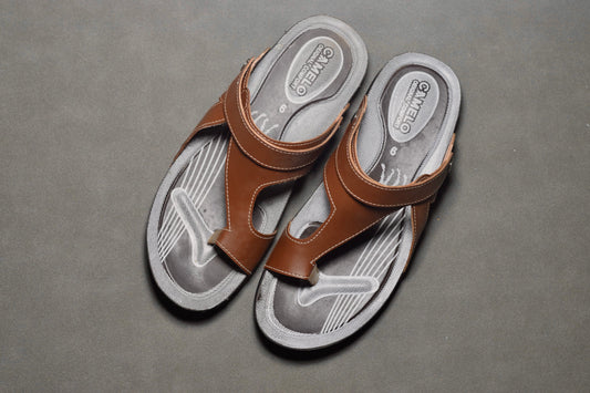 BROWN CAMELO SANDALS