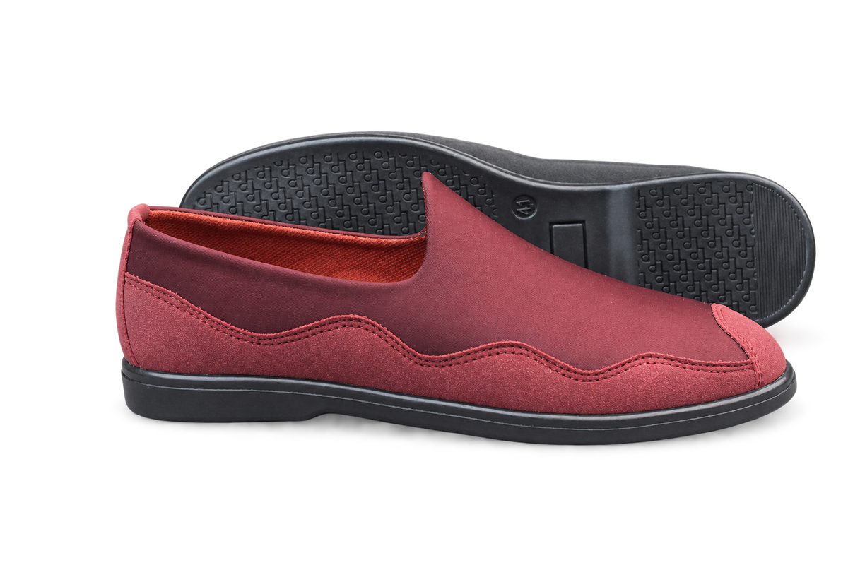 MEROON COMFORTABLE, STYLISH AND MEDICATED SHOES RUBBER SOLE A1700