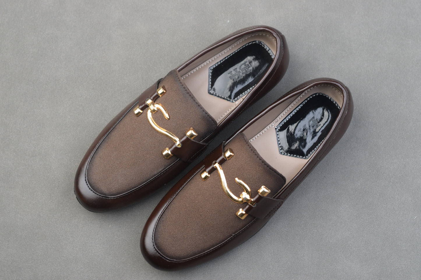 MULTI COLOR S BUCKLE SUEDE LOAFER