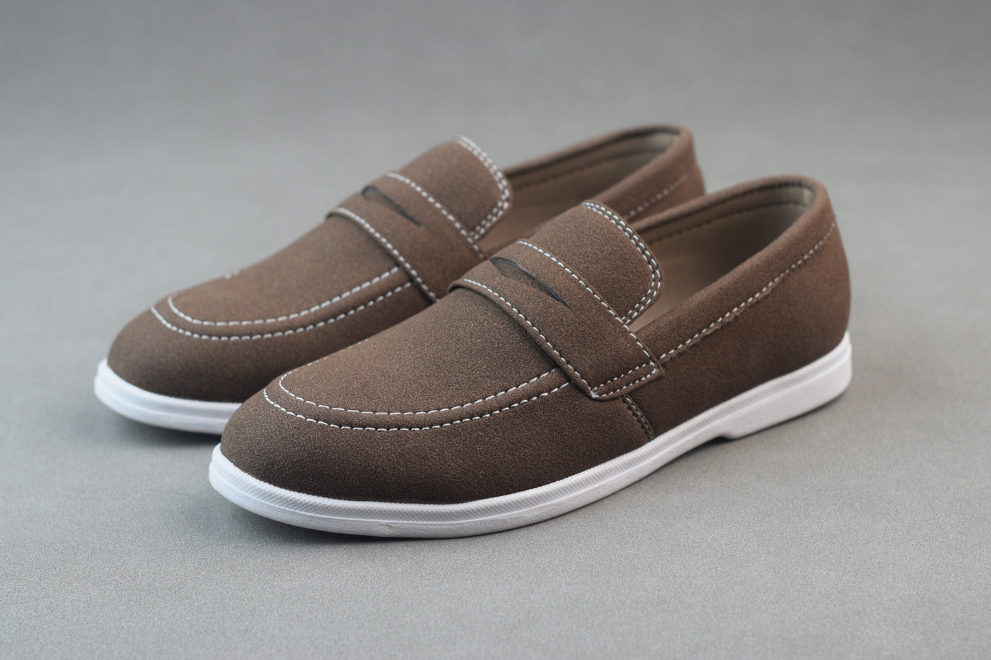 BROWN SUEDE WHITE SOLE MOCCAINS