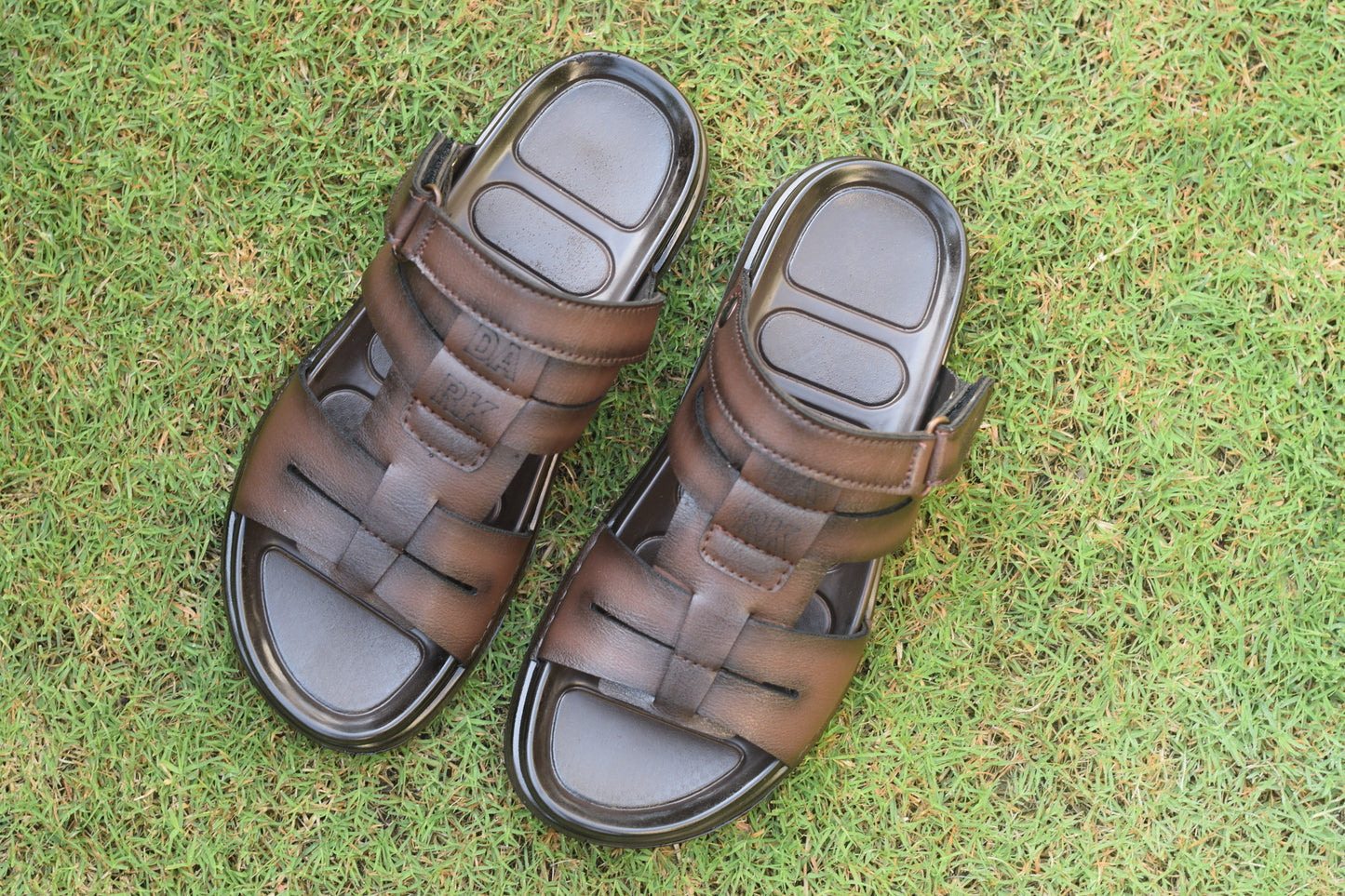 BROWN DHSJS004