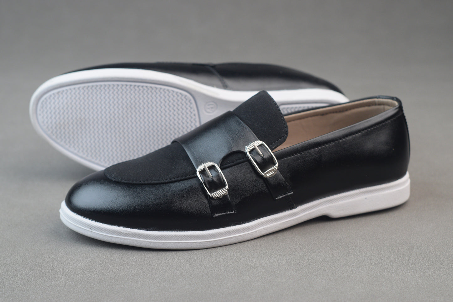 MONK DOUBLE STUFF WHITE SOLE MOCCAINS