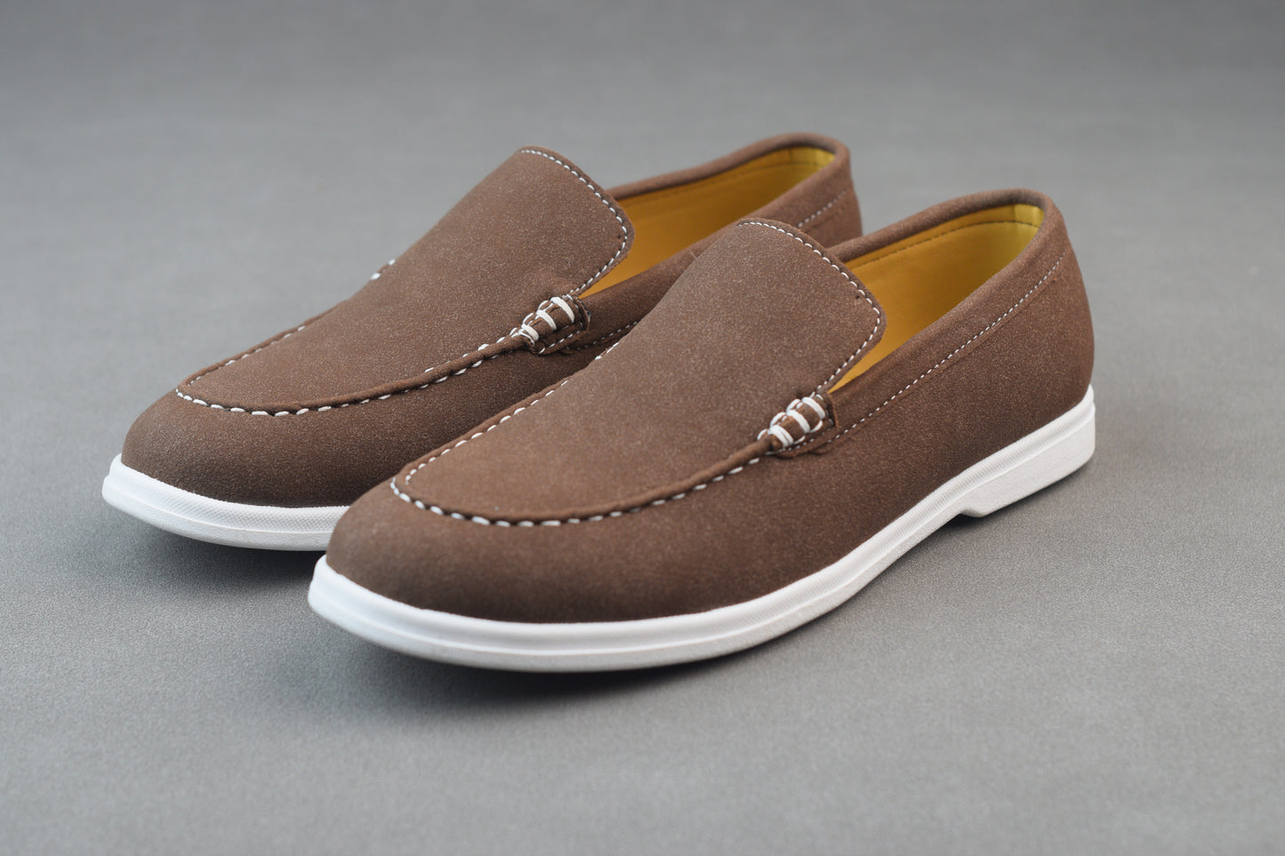 BROWN SUEDE WHITE SOLE MOCCASION