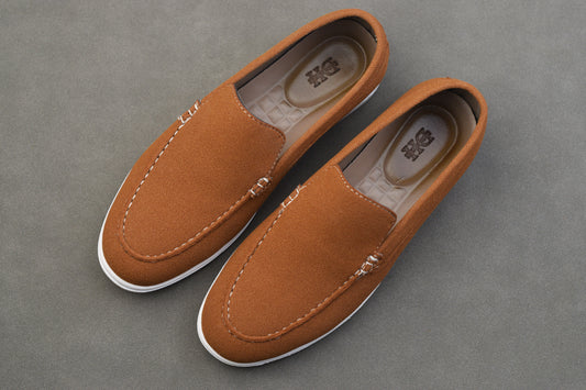 TAN SUEDE WHITE SOLE MOCCASION